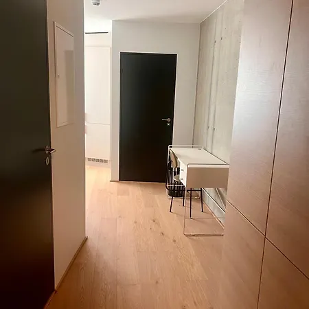 Brand New Flat, Big Bathroom And Garden *
